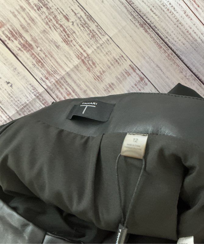 NWT Women's T Tahari Black Faux Leather Skirt Size 12