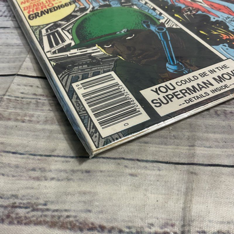 Lot Of 3 Vtg. Men Of War #2 7 17 Dc Comics Gravedigger Ungraded