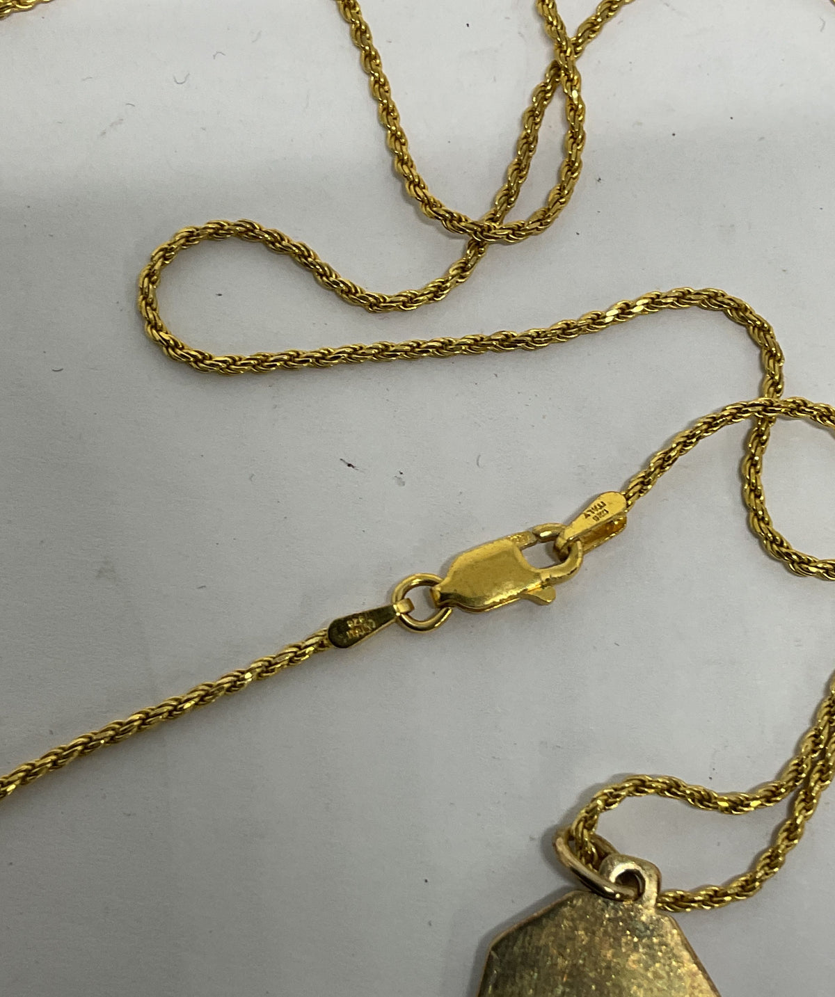 Italy Gold Tone Sterling Silver Enameled Pendant Chain Necklace