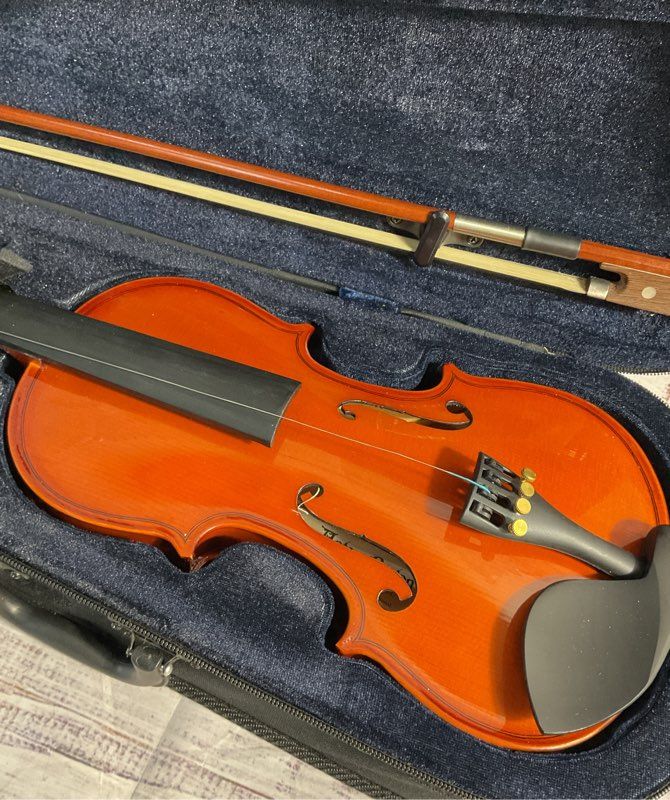 Anton Breton Ab 05 1/2 Student Violin With Case- Missing Strings