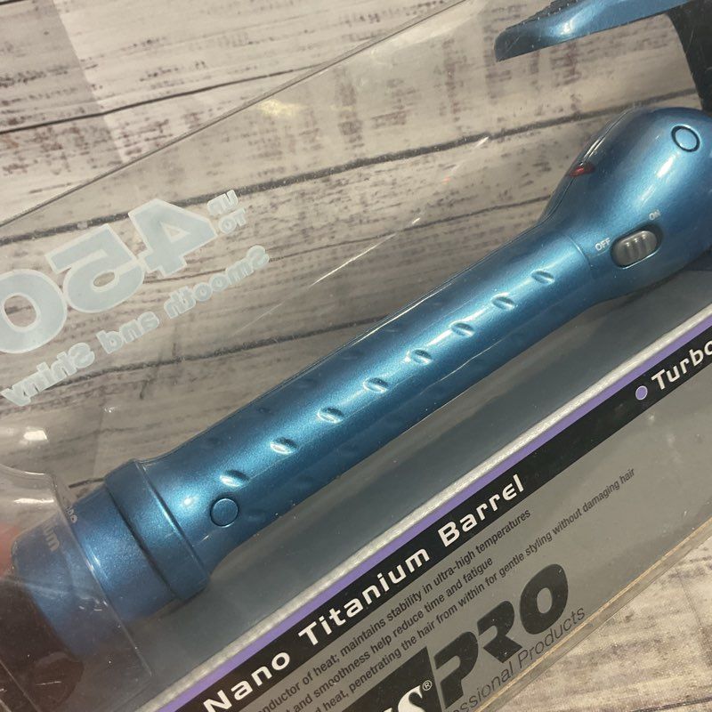 NOB BaBylissPro Nano Titanium 1" Spring Blue Curling Iron