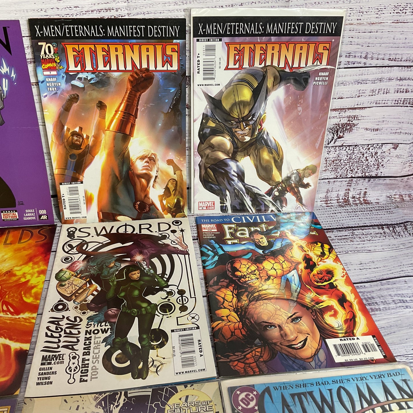 Mixed Lot of 17 MARVEL Comic Magazines