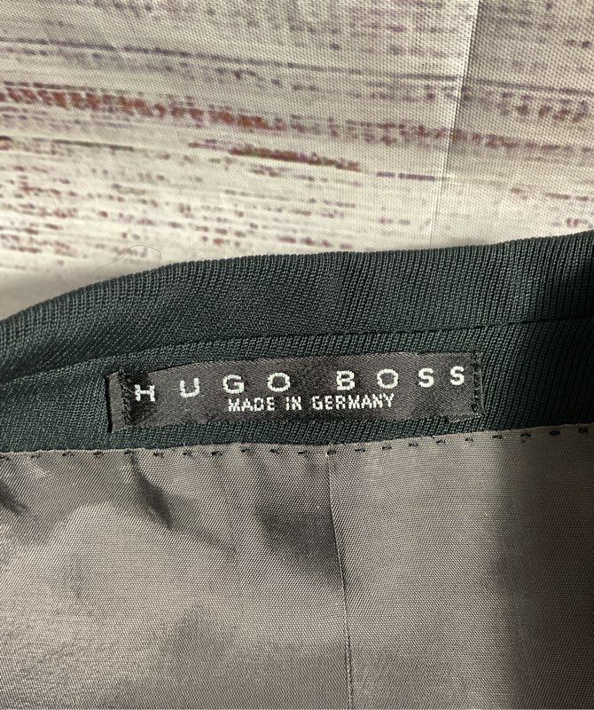 Hugo Boss Men's Black Virgin Wool Blend Suit Jacket Size 42L Made in Germany