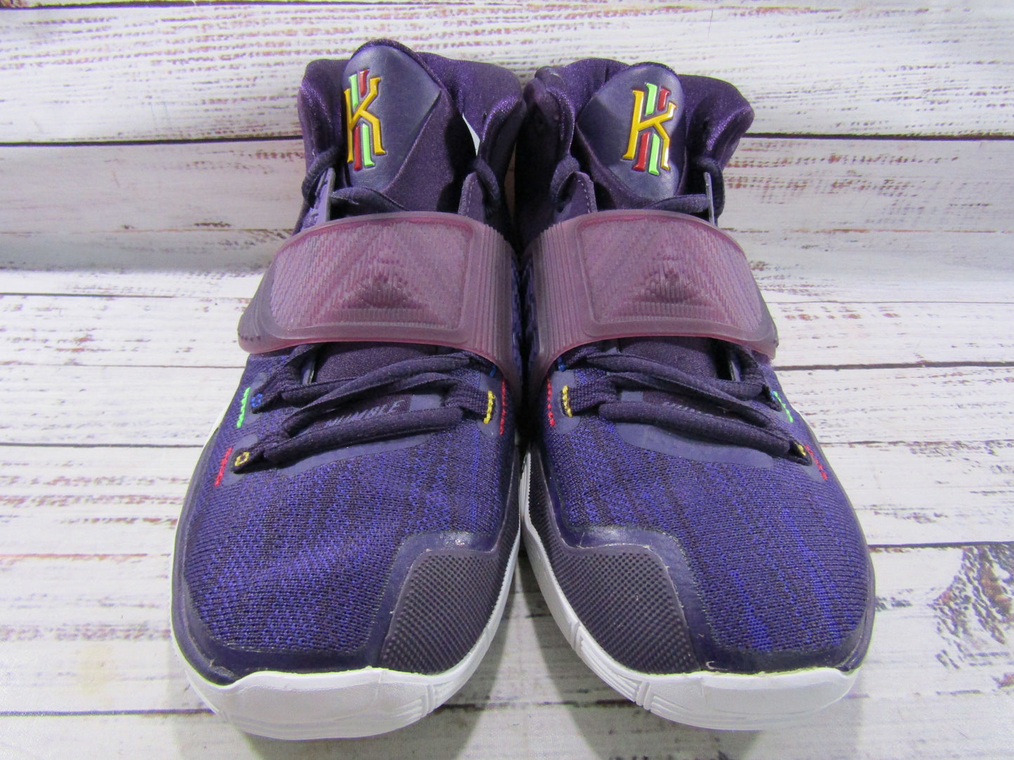 Nike Kyrie 6 GS Boy's Purple Basketball Sneakers Size 5 Y