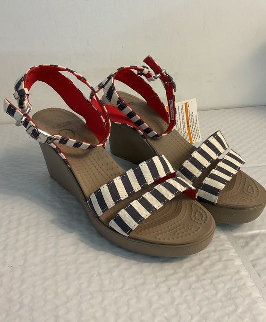 NWT Women's Crocs Leigh Wedge Striped Size 9
