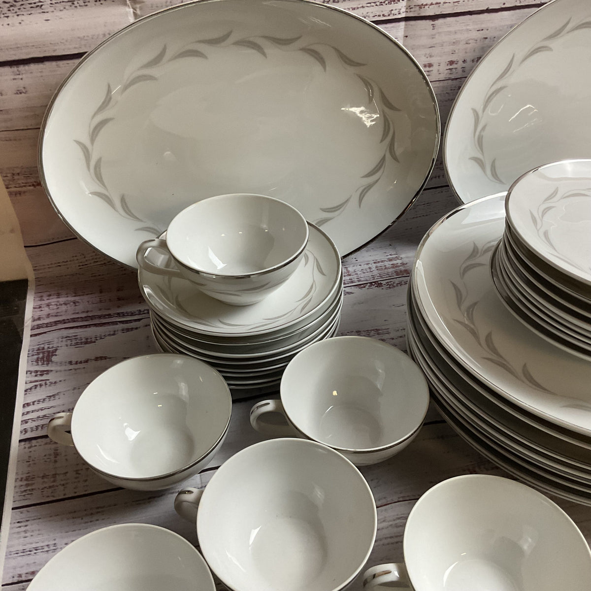 VTG. NASCO Japan Paris Night Fine China Dinner Set for 8 Plus 2 Platters