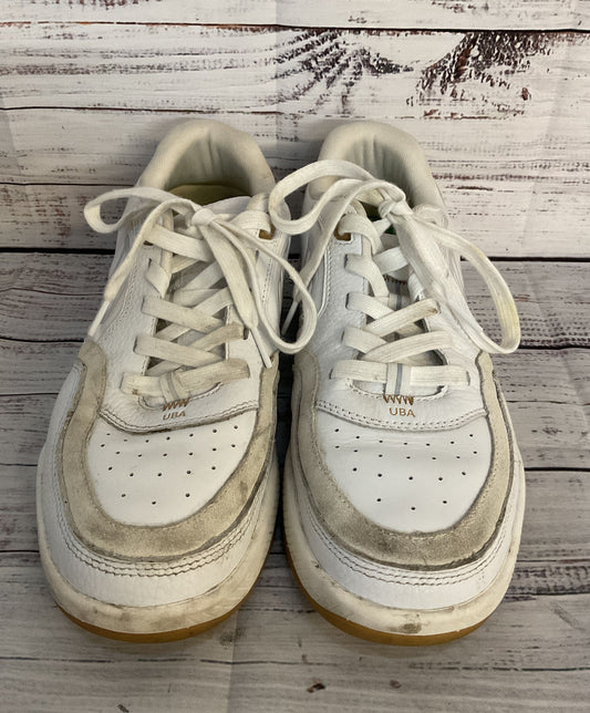 Cariuma Ube Leather Lace Up Sneakers White 11