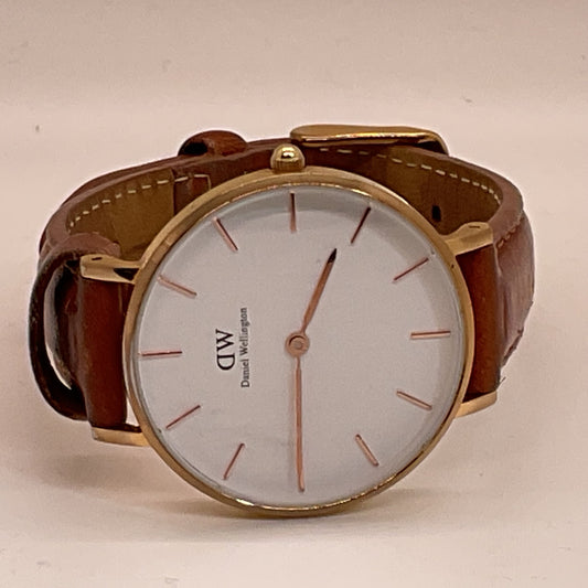 DANIEL WELLINGTON Women's Gold Tone Brown Leather Band Watch