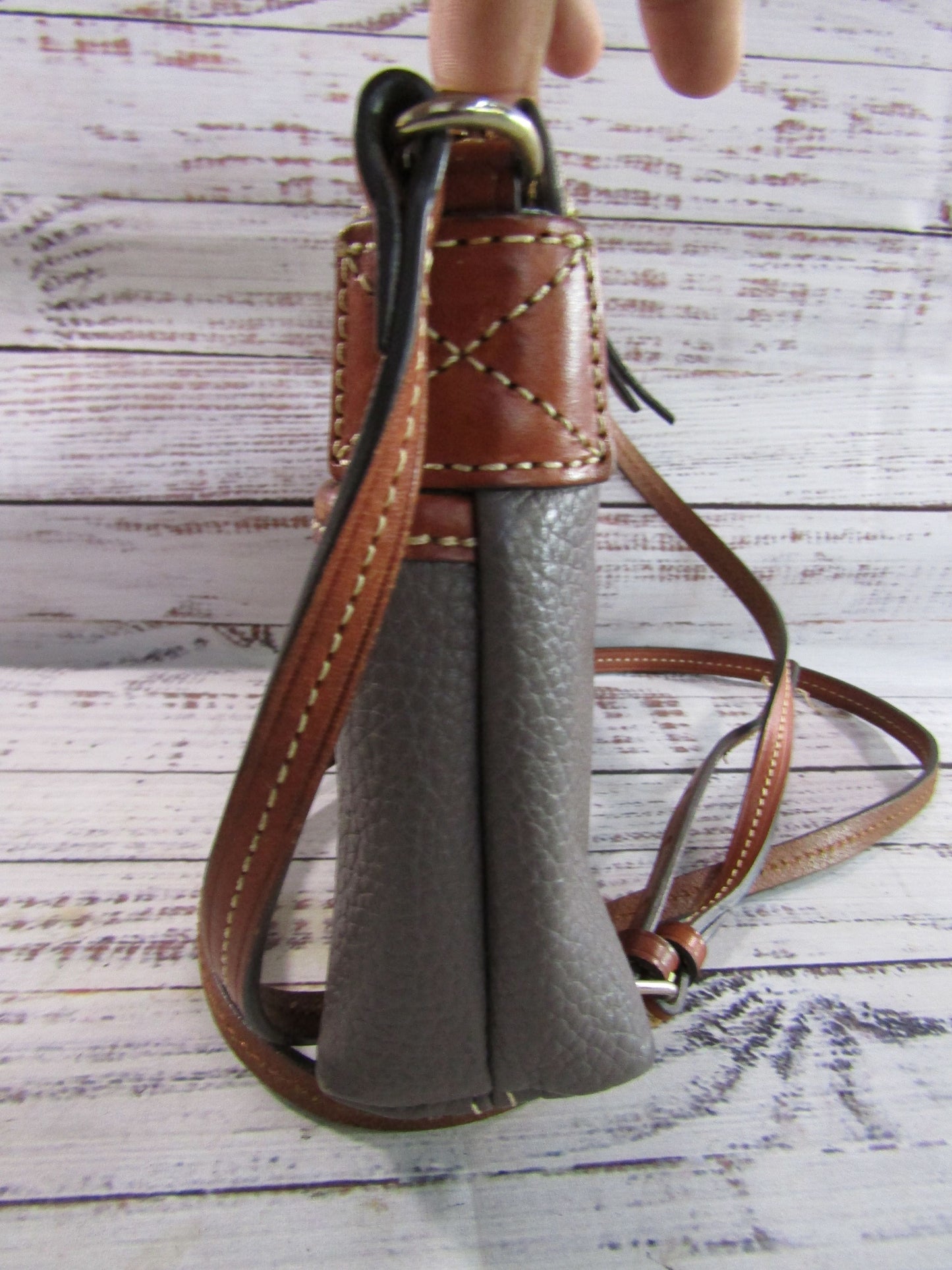 Dooney & Bourke Women's Gray Pebbled Leather Crossbody Shoulder Bag