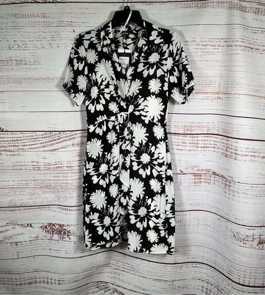 NWT Nicole Miller Black and White Floral Print Dress Size 4 Retail $179