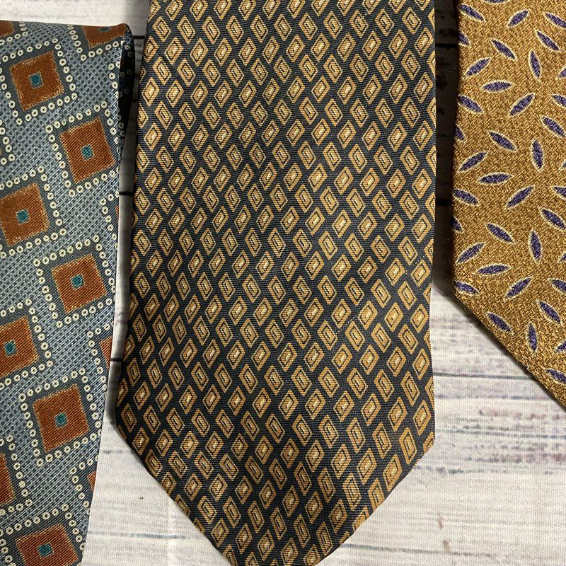 Lot of 3 VTG Giorgio Armani Blue and Bronze Geometric Patterned Silk Ties 58 in.
