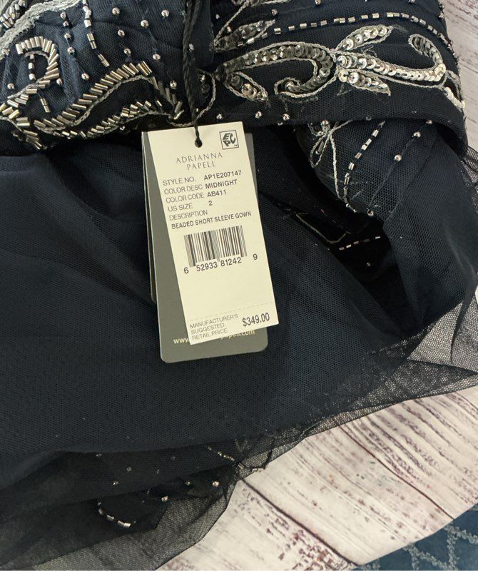 NWT Adrianna Papell Beaded Short Sleeve Gown in Midnight Blue Size 2 Retail $349
