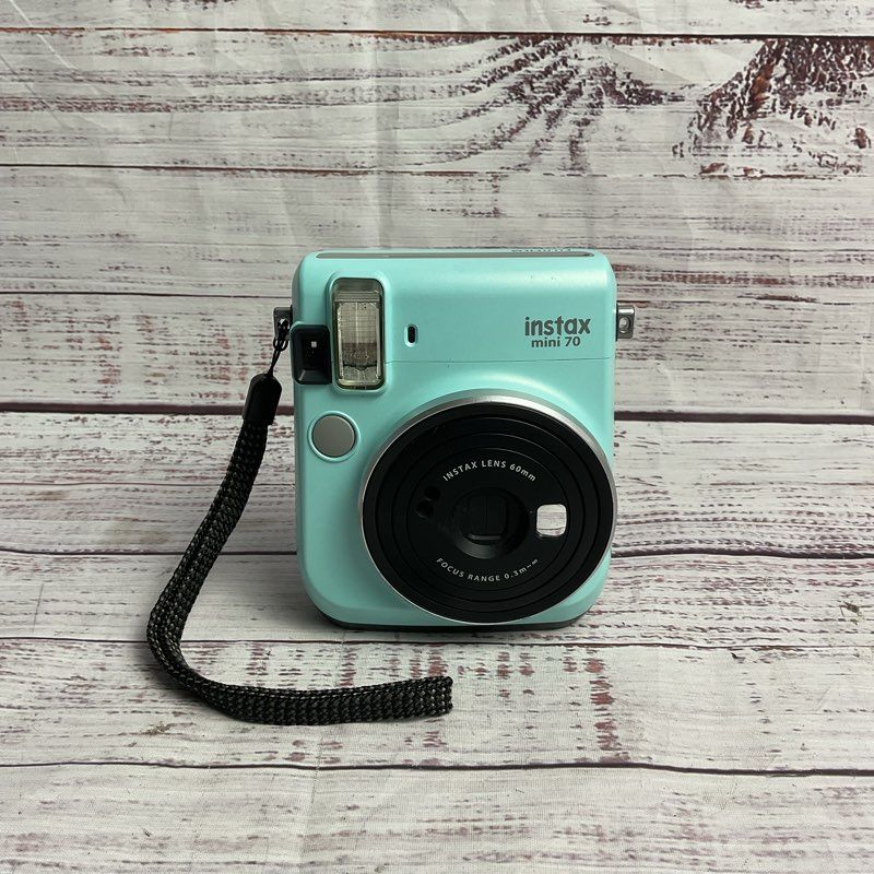 Fujifilm Instax Mini 70 Ice Mint Light Blue Instant Camera *UNTESTED*