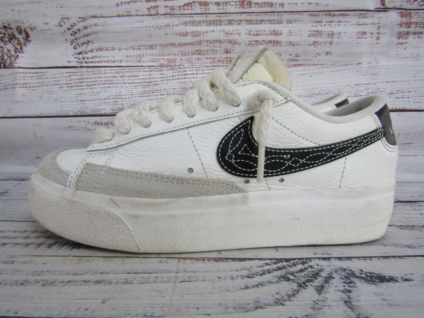 Nike Blazer Low Platform Needlework Women's Sneakers Size 6.5 FJ4556-133