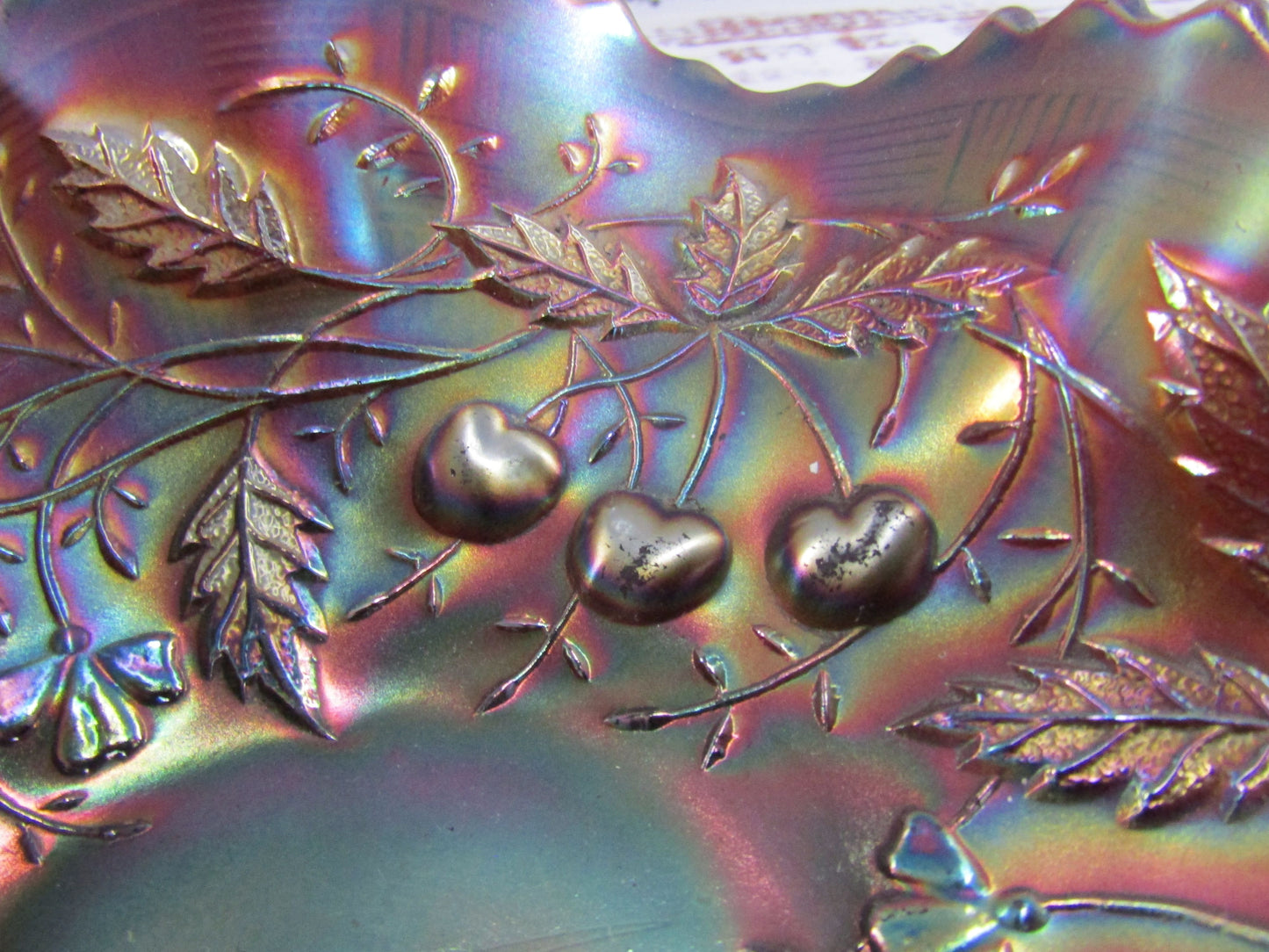 Northwood Glass Fruit Vine Repousse Bowl