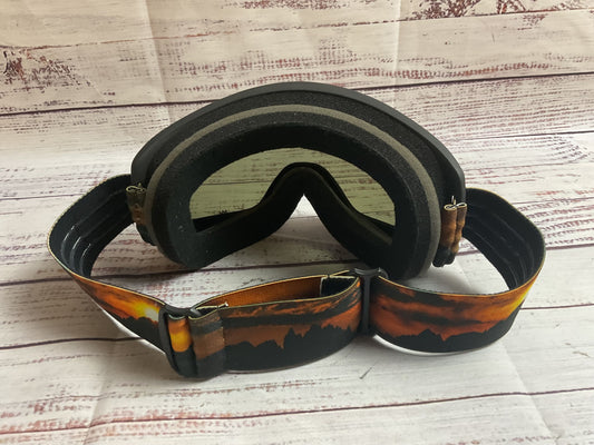 Crown Ski Snowboard Goggles Sunset Band with Bag