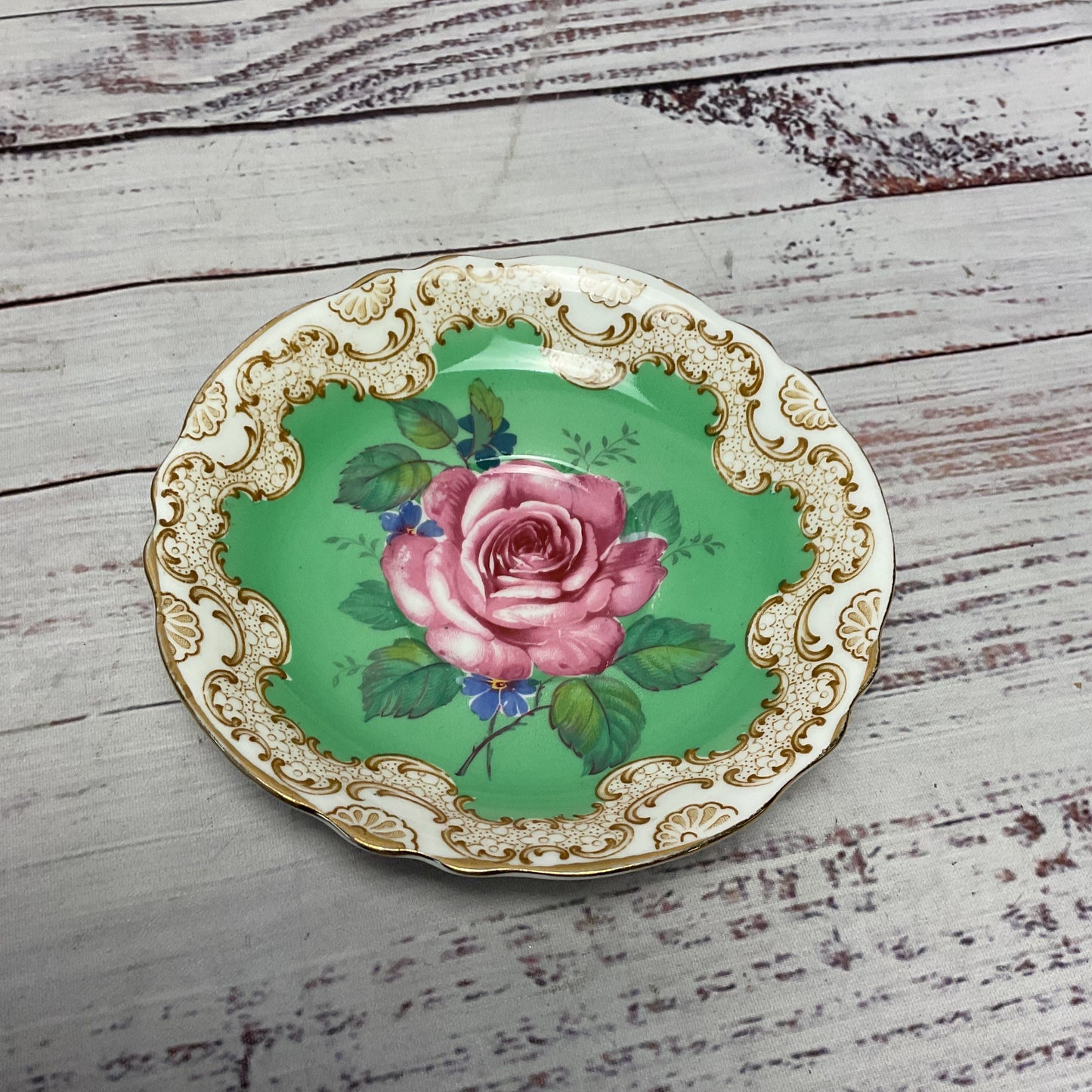 Paragon Victoria Rose Pattern Saucer H.M. The Queen & Queen Mary 5.25"