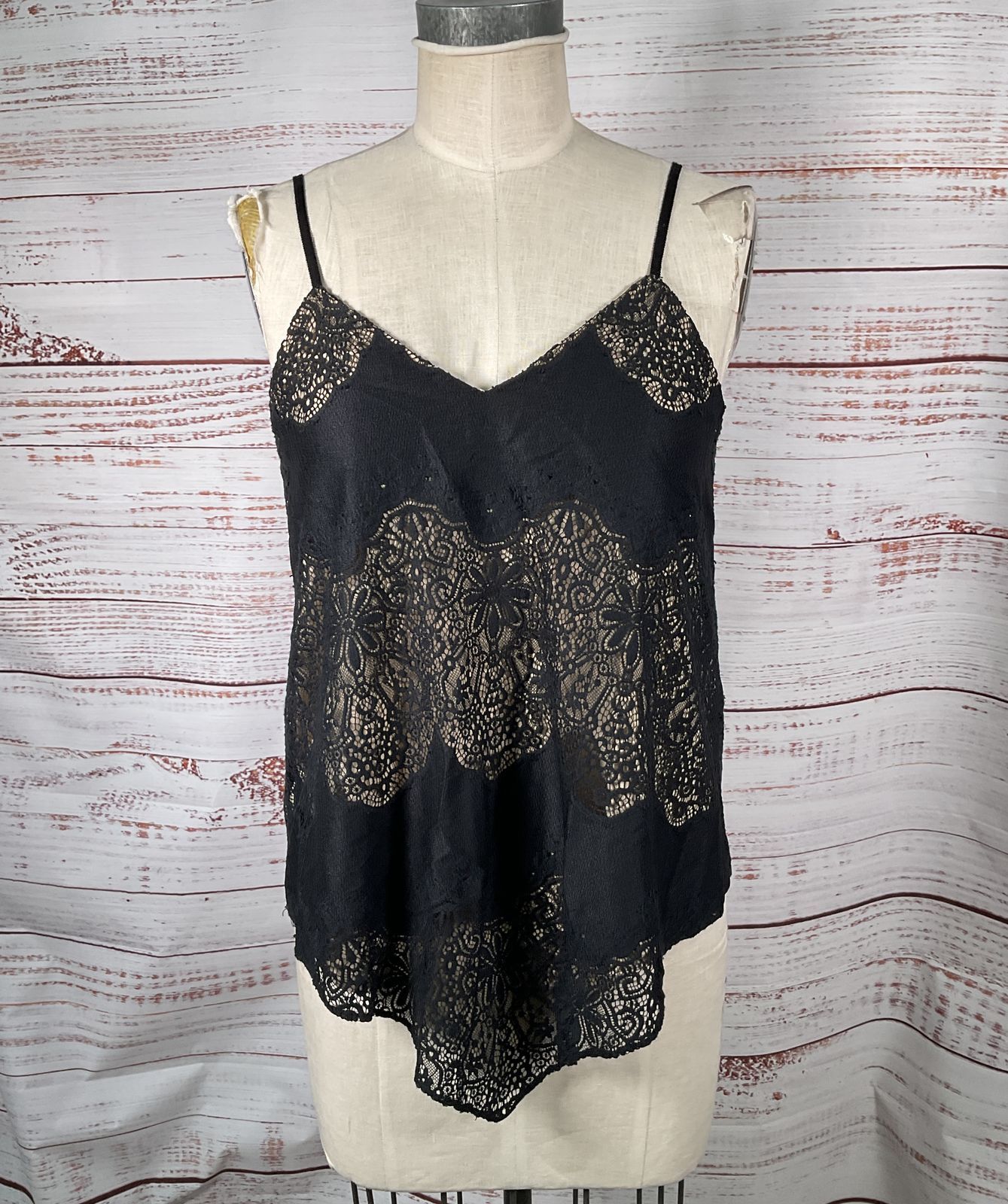 Alice + Olivia Emmeline Handkerchief Hem Lace Camisole Black S