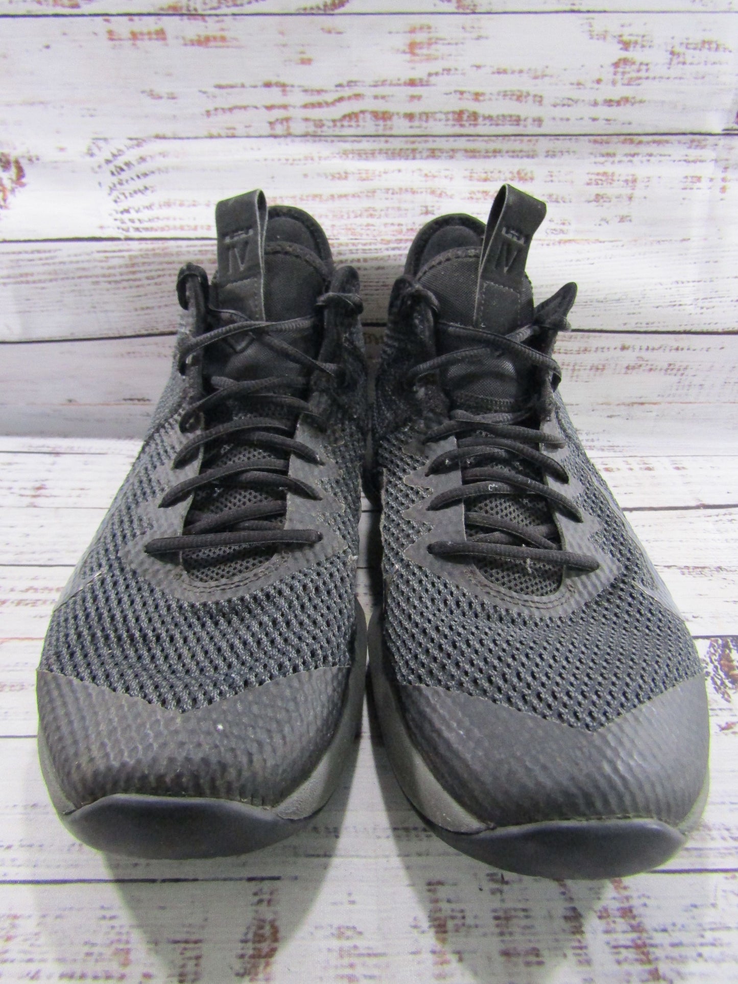 Nike LeBron Witness 4 Men's Black Mid-Top Sneakers Size 11 BV7427-003