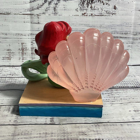 Disney Showcase Collection A Tail Of Love 6011923 Ariel & Shell Figurine