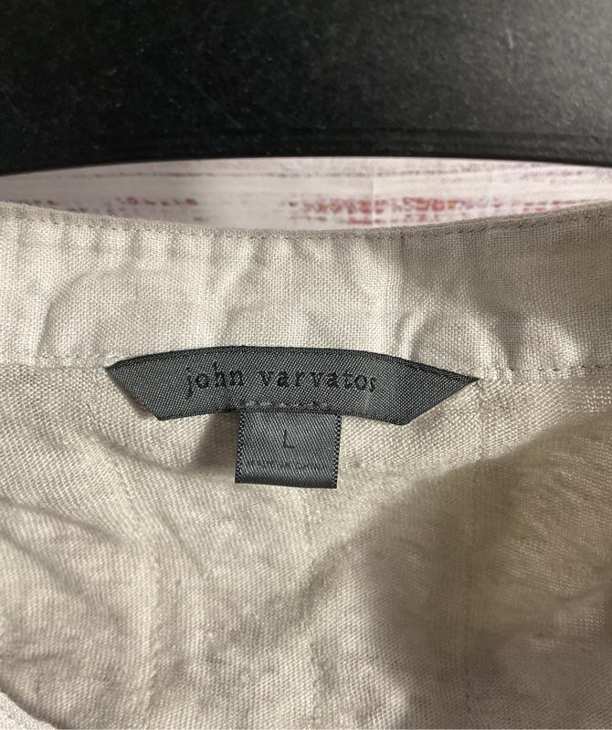 John Varvatos Crop Ruffle Stripe Button Long Sleeve Top Size L Grey