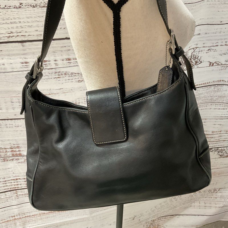 VTG. COACH Women's Black Leather Hampton Bag