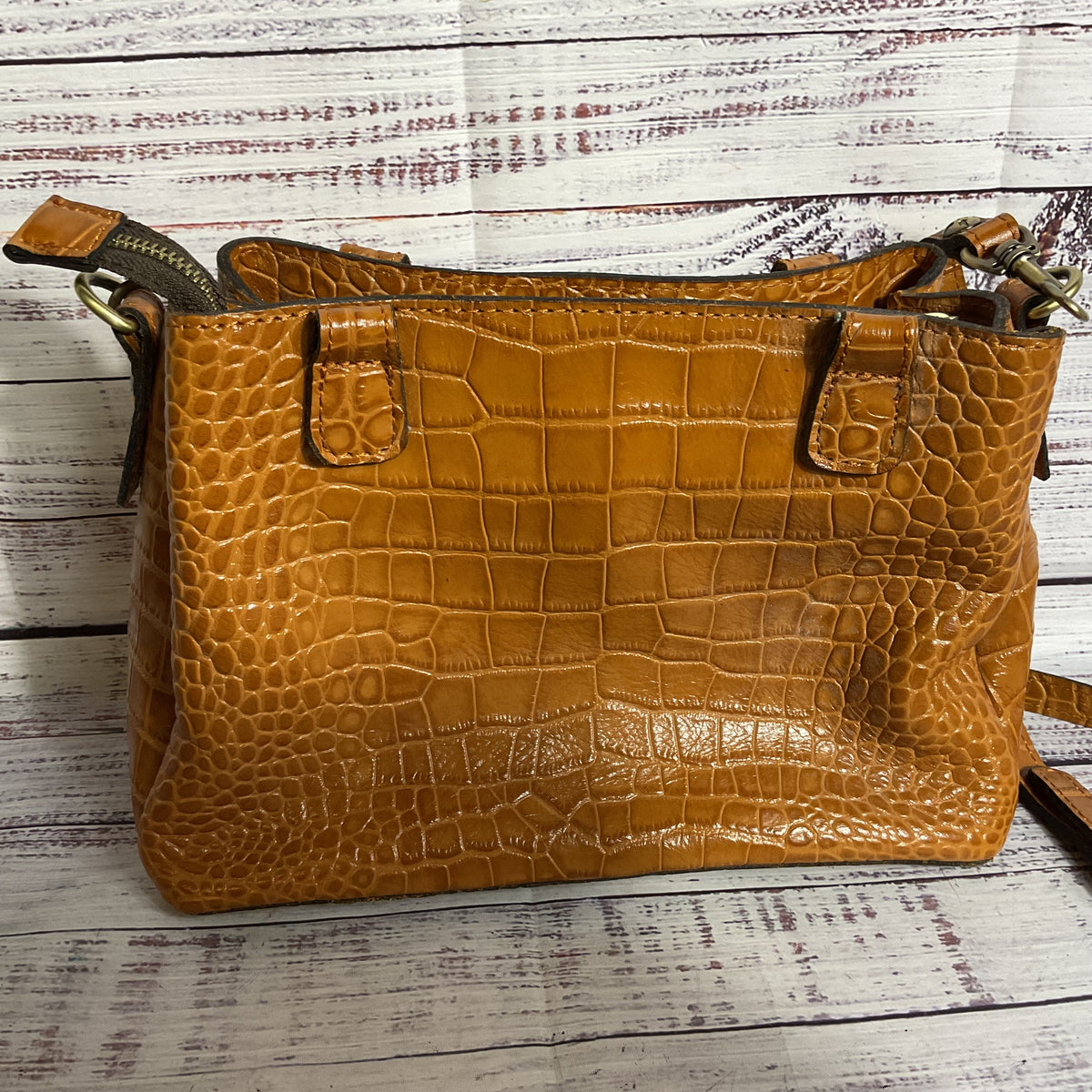PATRICIA NASH Women's Brown Leather Crocodile Embossed Crossbody Bag