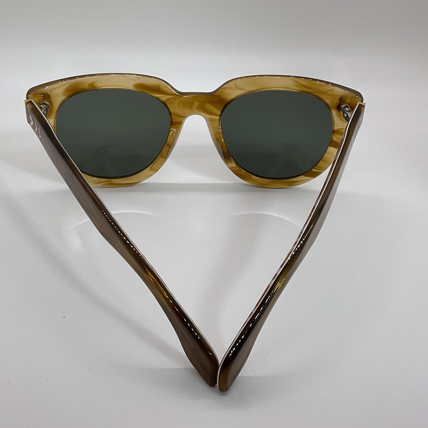 STELLA & DOT Miramar Hello Sunshine Caramel Brown Women's Sunglasses