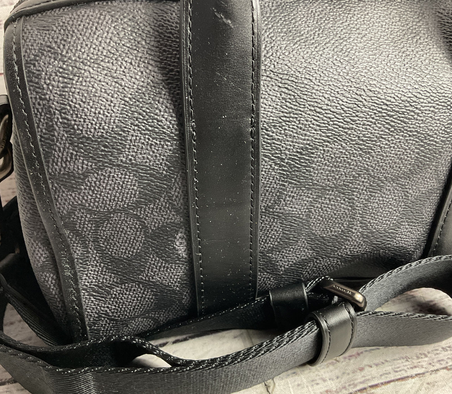 Coach Signature Canvas Gotham Duffle 24 Black