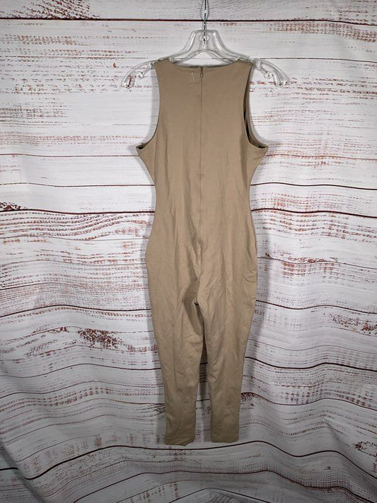 NWT Maniere de Voir Women's Sleeveless Zip Front Taupe Jumpsuit Size 6 US