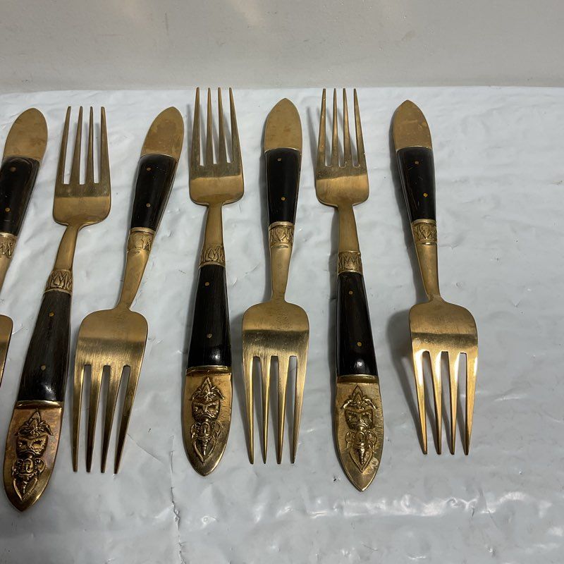 VTG. Siam/Thailand Brass Buddha Full 29 pc. Flatware Set