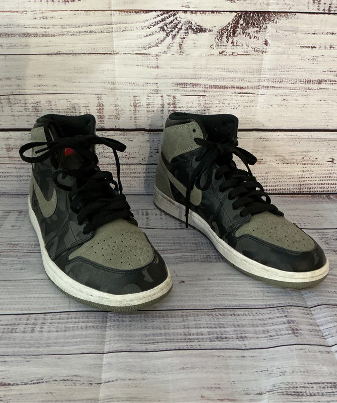 Men's Nike 1 Retro Shadow Camo Camouflage Green High Top Sneaker Size 8.5