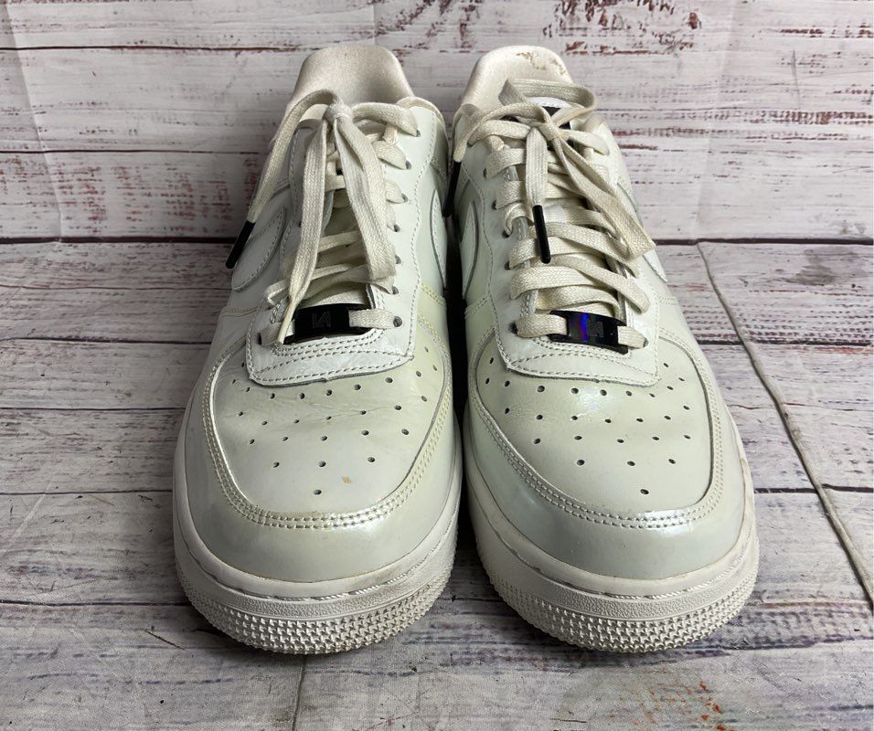 Nike Air Force 1 '07 LX Iridescent Hologram Mirror Summit Triple White 8