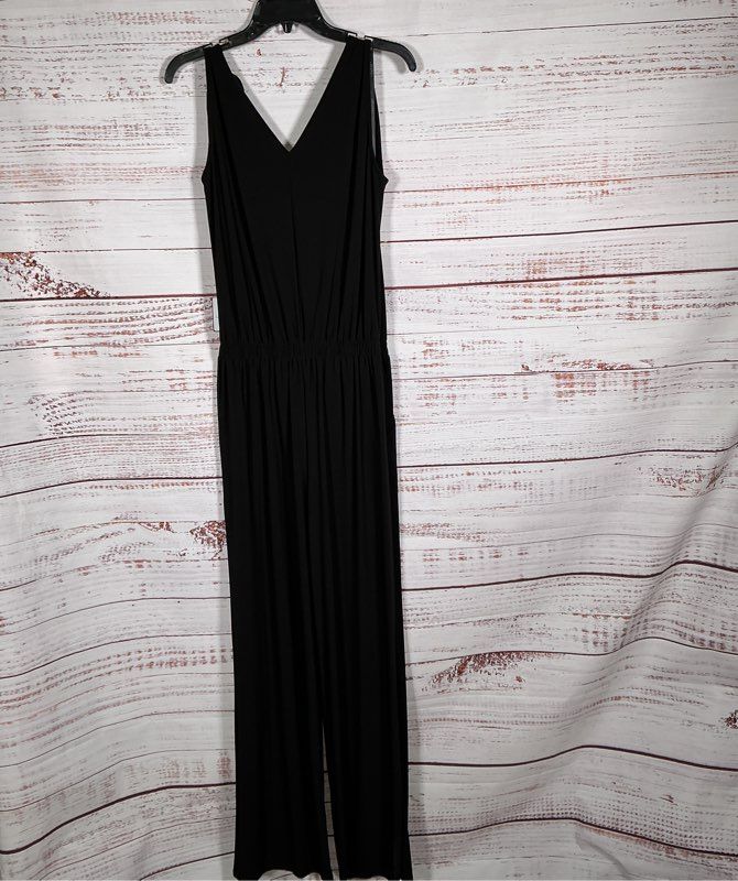 NWT Women's Laundry by Shelli Segal Black Sleeveless Jumpsuit Size 10