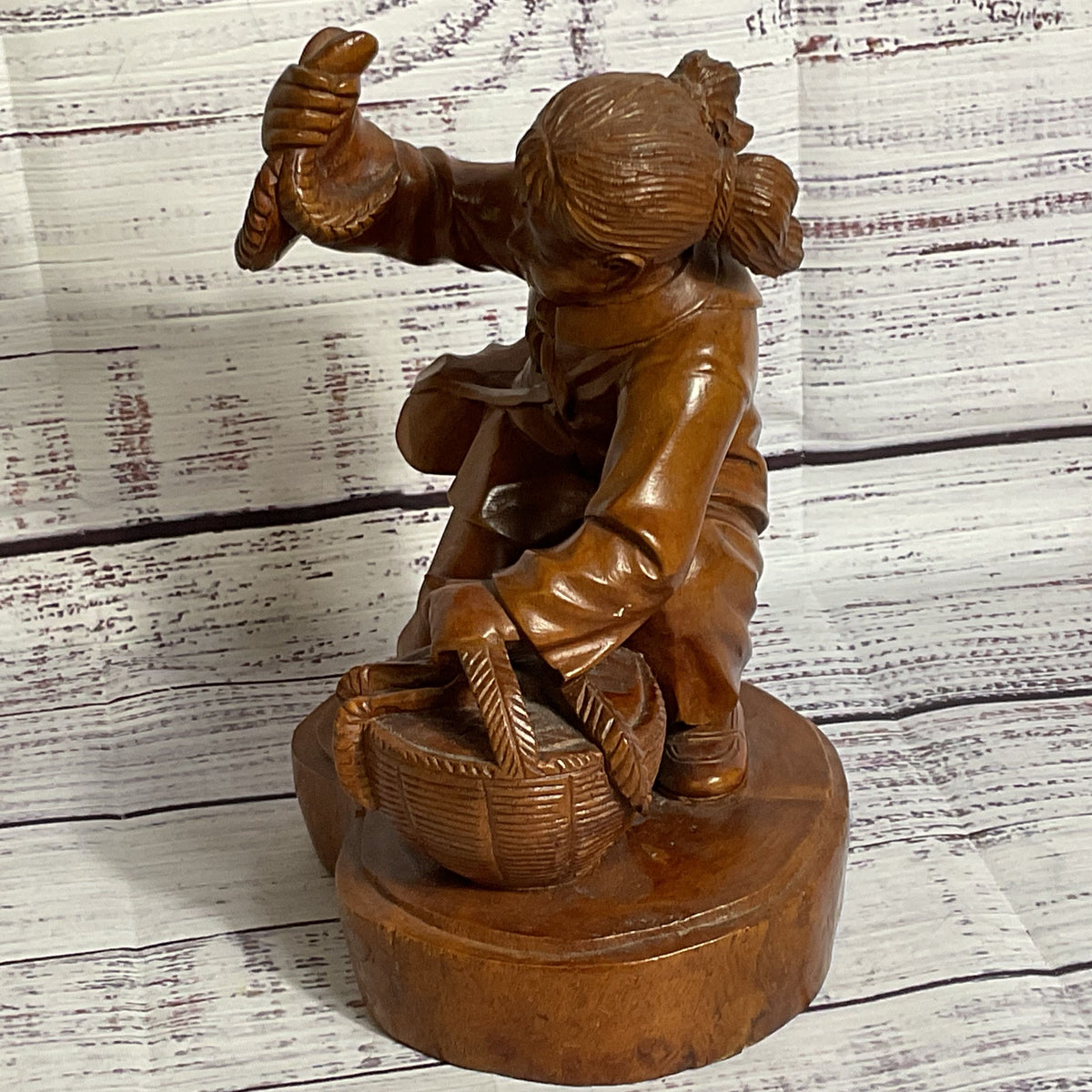VTG./ANTIQUE Carved Boxwood Young Girl with Wheat and Basket- 5.5" x 7.5"