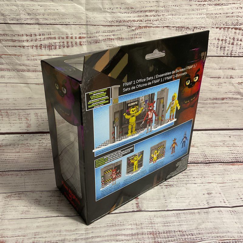 NEW Five Nights At Freddy's Office Set Chica Foxy Golden Freddy 5" Figure Bundle