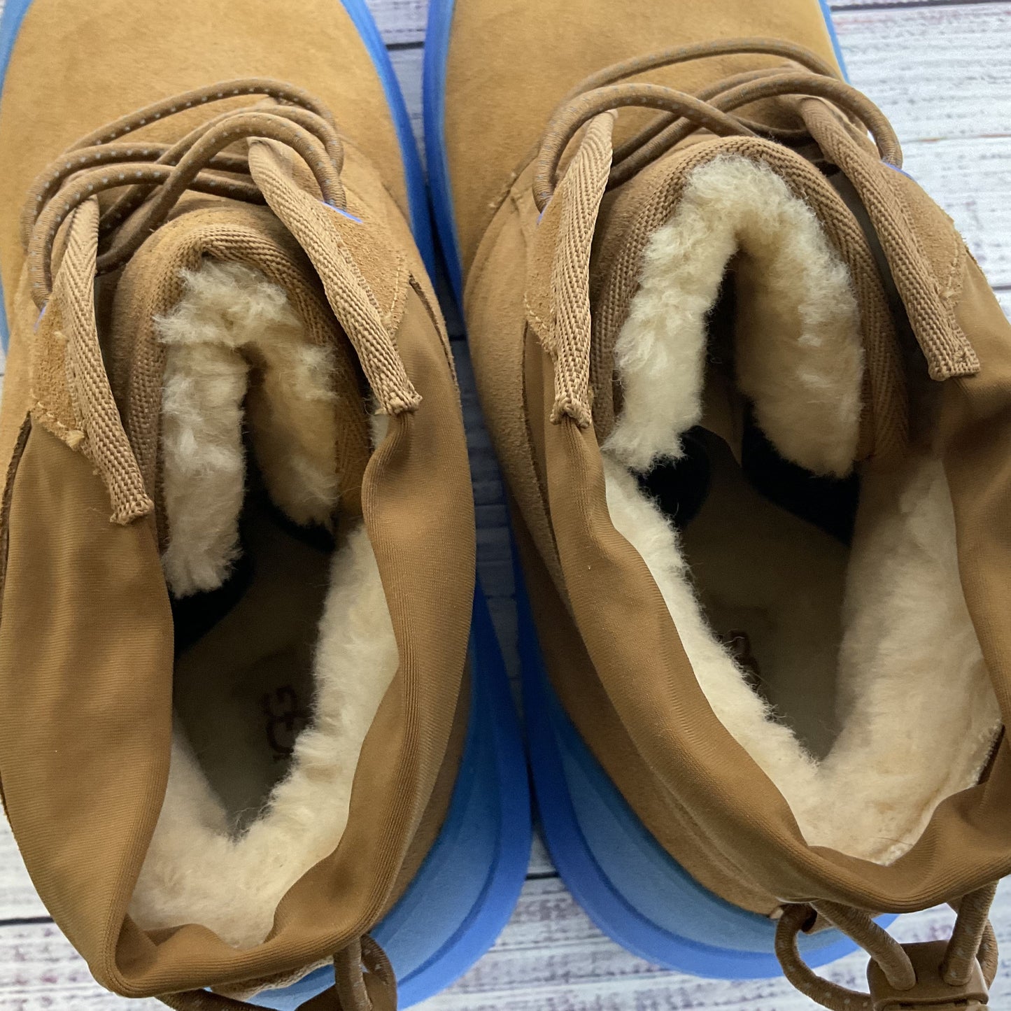 NWOB UGG Men Neumel Weather HYBRID Chestnut Big Sky Blue Waterproof Boots- SZ 12