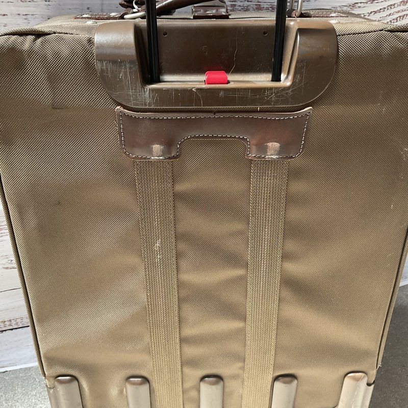 Andiamo 26" Olive Green Upright Wheeled Travel Luggage Suitcase