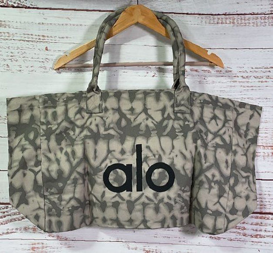 Alo Yoga Sports Tie-Dye Shopper Tote Grey