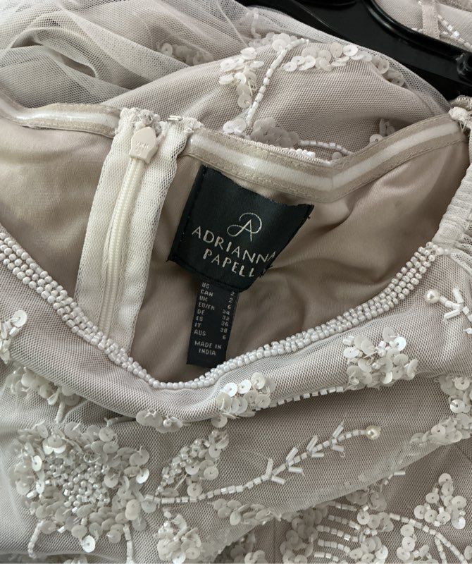 NWT Adrianna Papell Beaded Off Shoulder Gown in Ivory Biscotti Sz 2 Retail $329