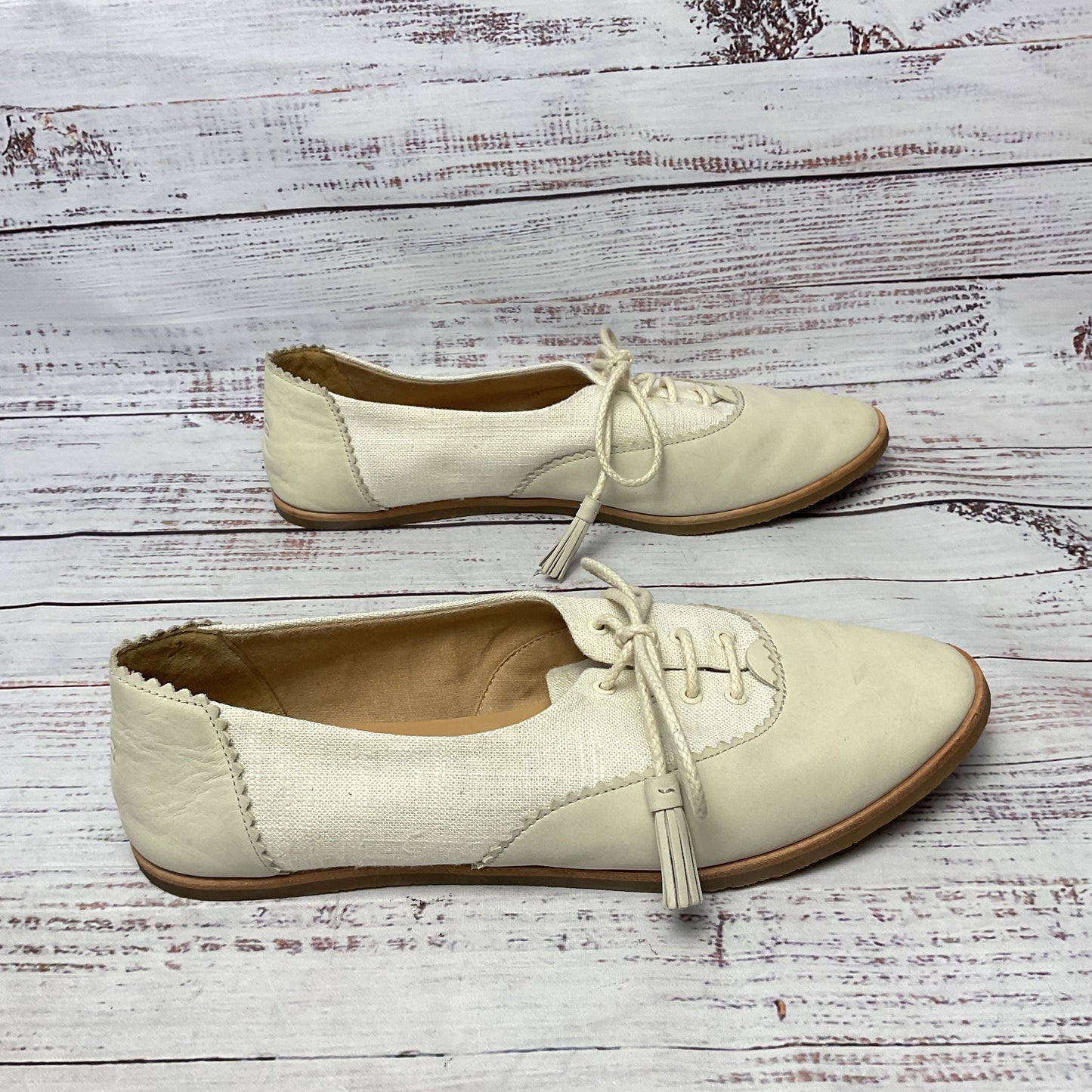 Ugg Nolita White Beige Nubuck Fabric Oxford Flat Women Size 10