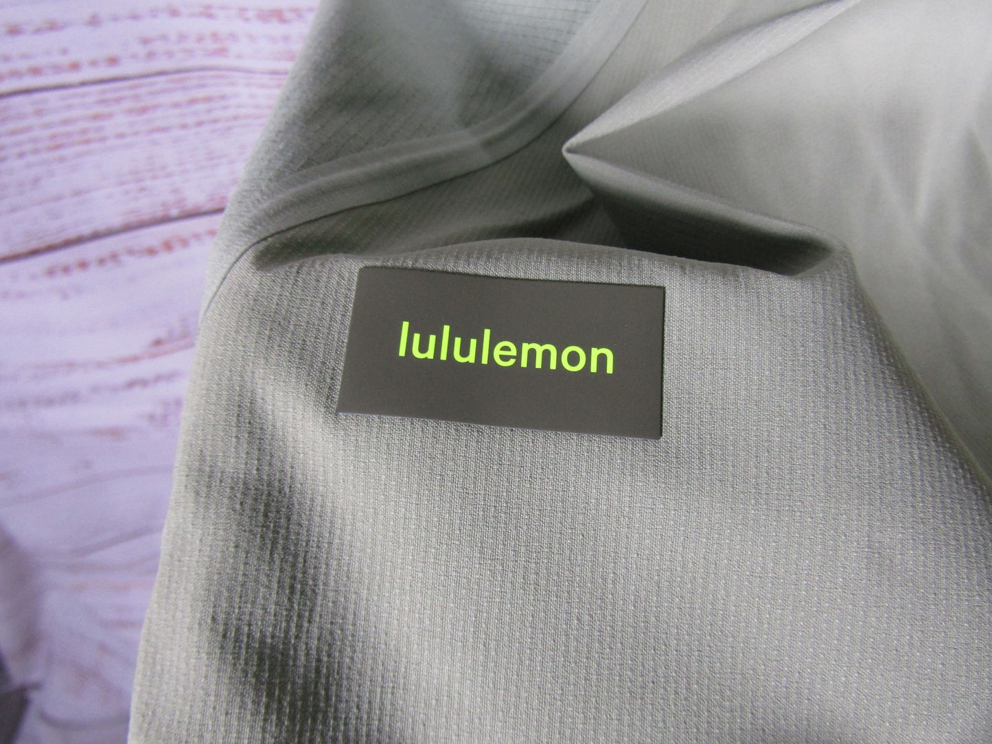 Lululemon Men's Green Water-Repellent Hiking Short Sleeve Shirt Size XXL