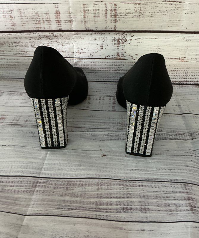 Women's Stuart Weitzman Black Pump with embellished heel Women 7.5