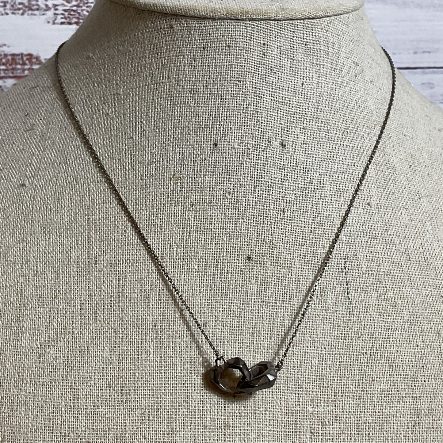 VTG. LINKS of LONDON Sterling Interlocking Hearts Pendant 18" Necklace- 5.90g