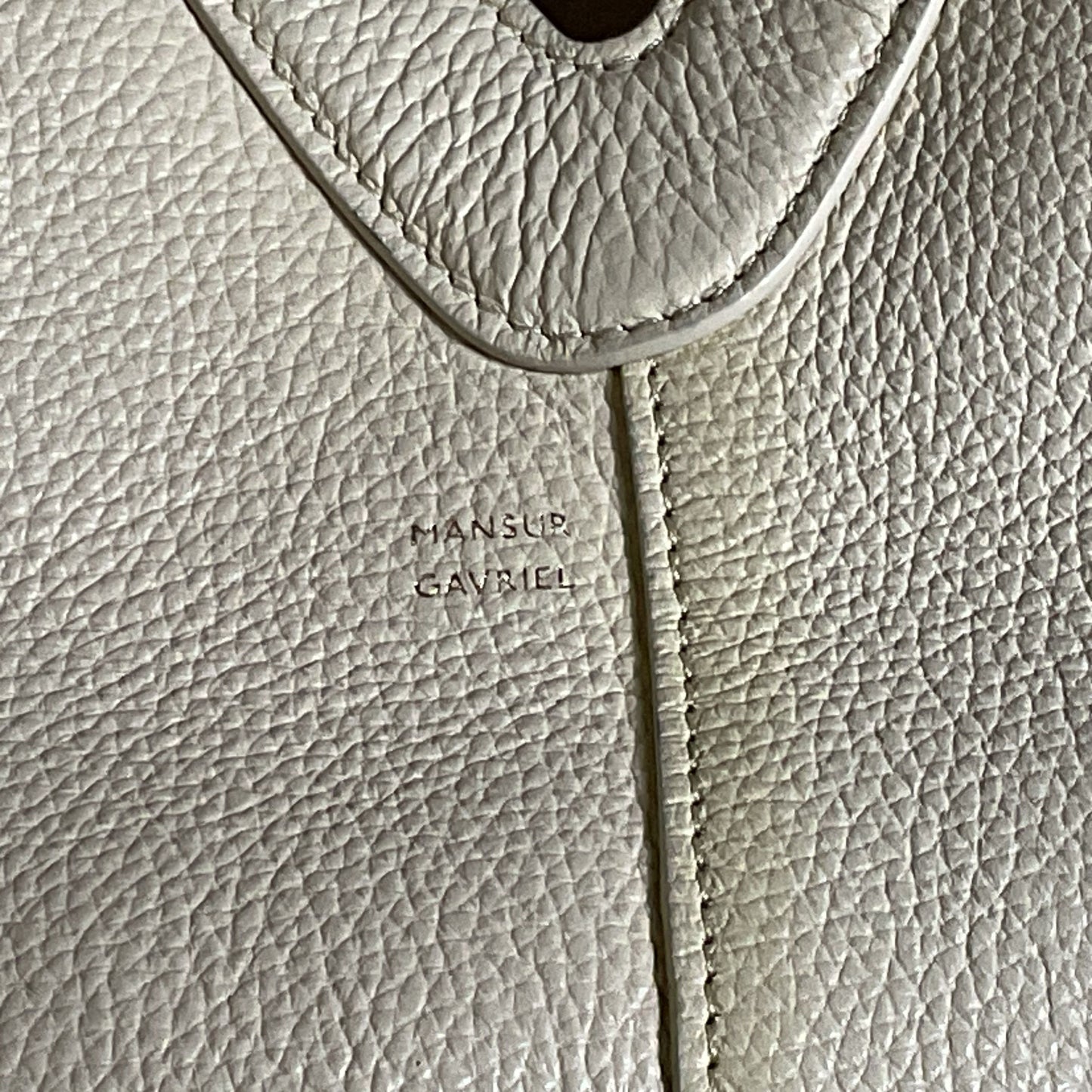 MANSUR GAVRIEL Jasmine Soft M Hobo Pebble Leather Cream Bag