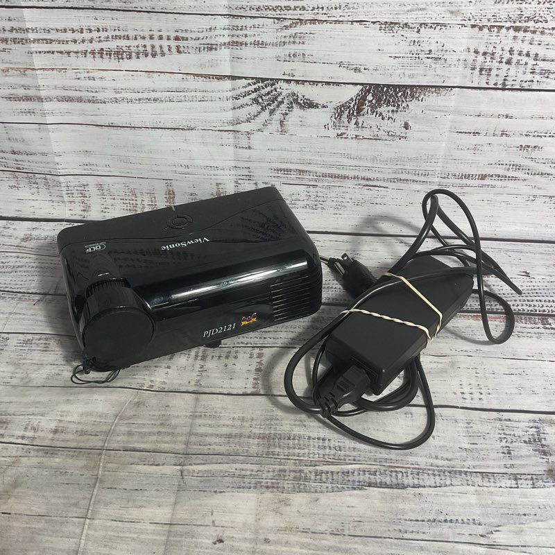 Viewsonic PJD2121 400 Lumens Ultra Portable Black Projector SVGA