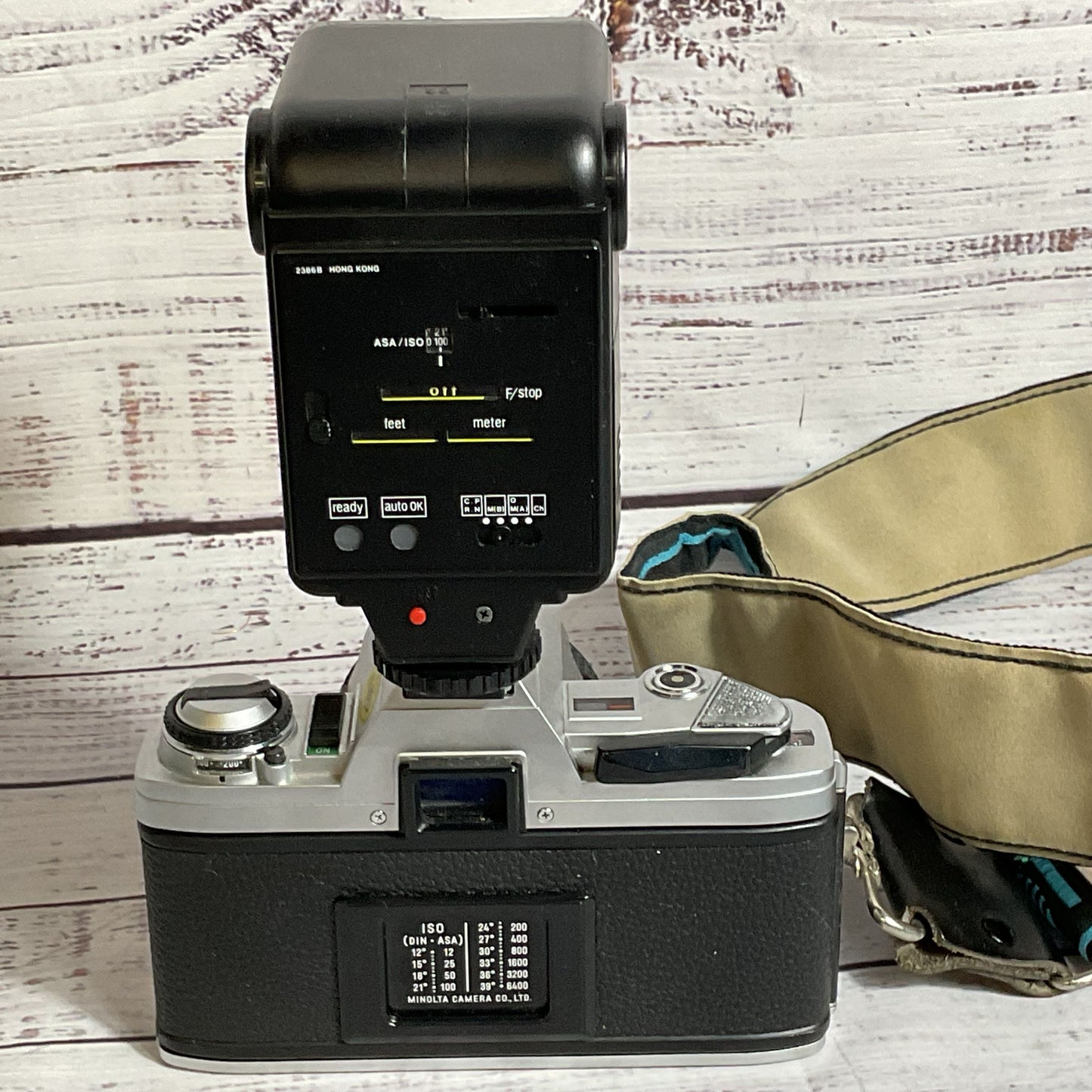 MINOLTA X-370 SLR 35mm Film Camera w/ Minolta MD 50mm f/1.7 Lens & Sunpak Flash