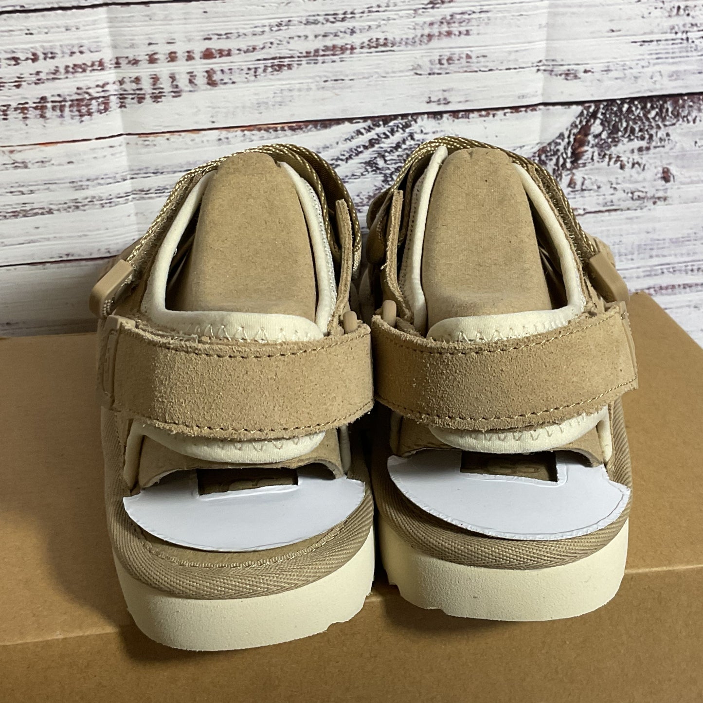 NWB UGG Goldencoast Women's Tan Strappy Sandals- SZ 4