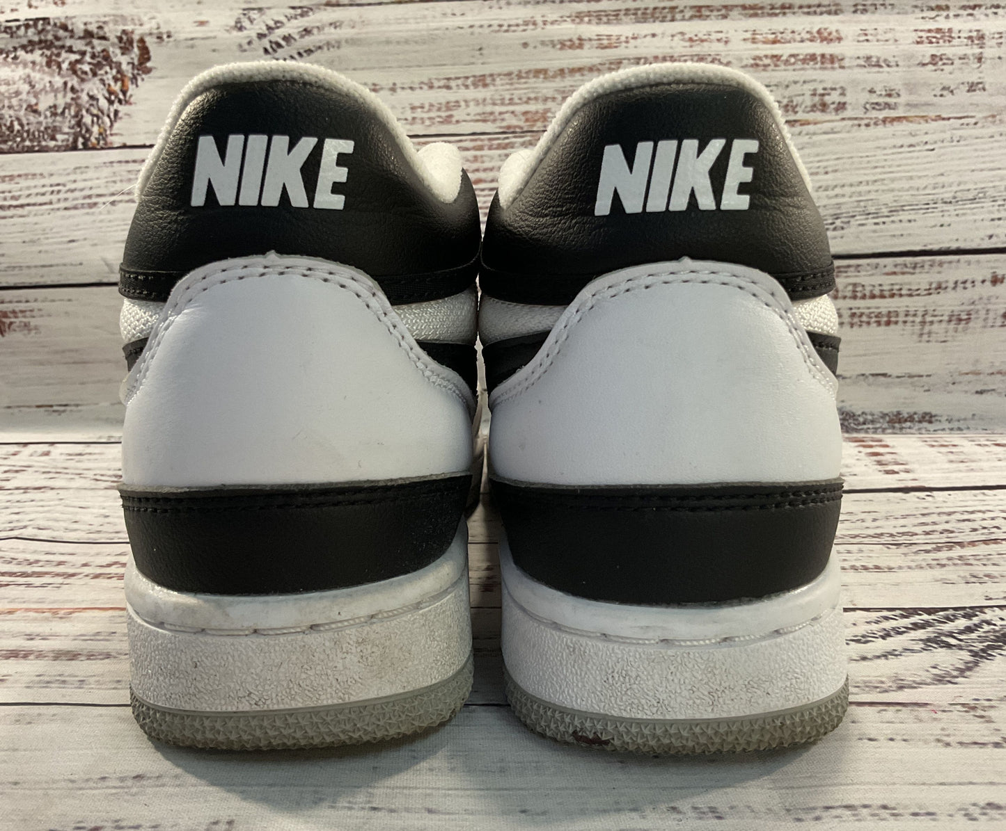 Nike Mac Attack Men's Black & White Mid Top Sneakers Size 5 B8938-101