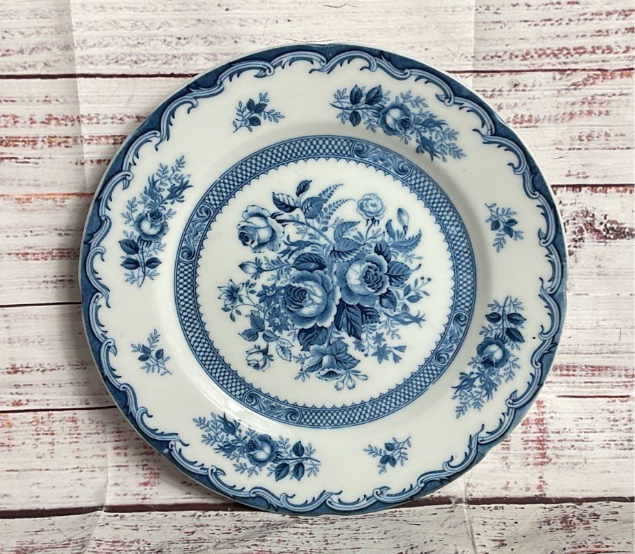 Lipper & Mann Blue Rose 8.5" Set of 2 Salad Plates Multicolor